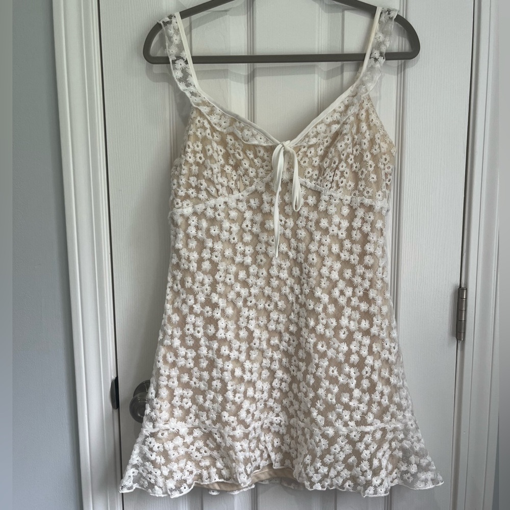 White lace Lulus dress